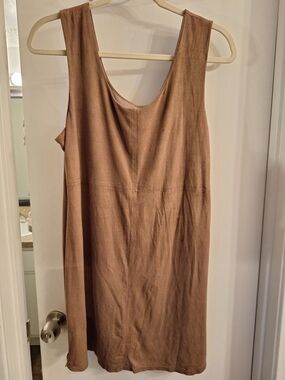Women's Sleeveless Brown Shift Dress
